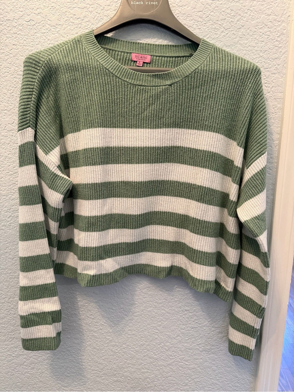 Francesca's Collections Green & White Striped Crewneck Sweater